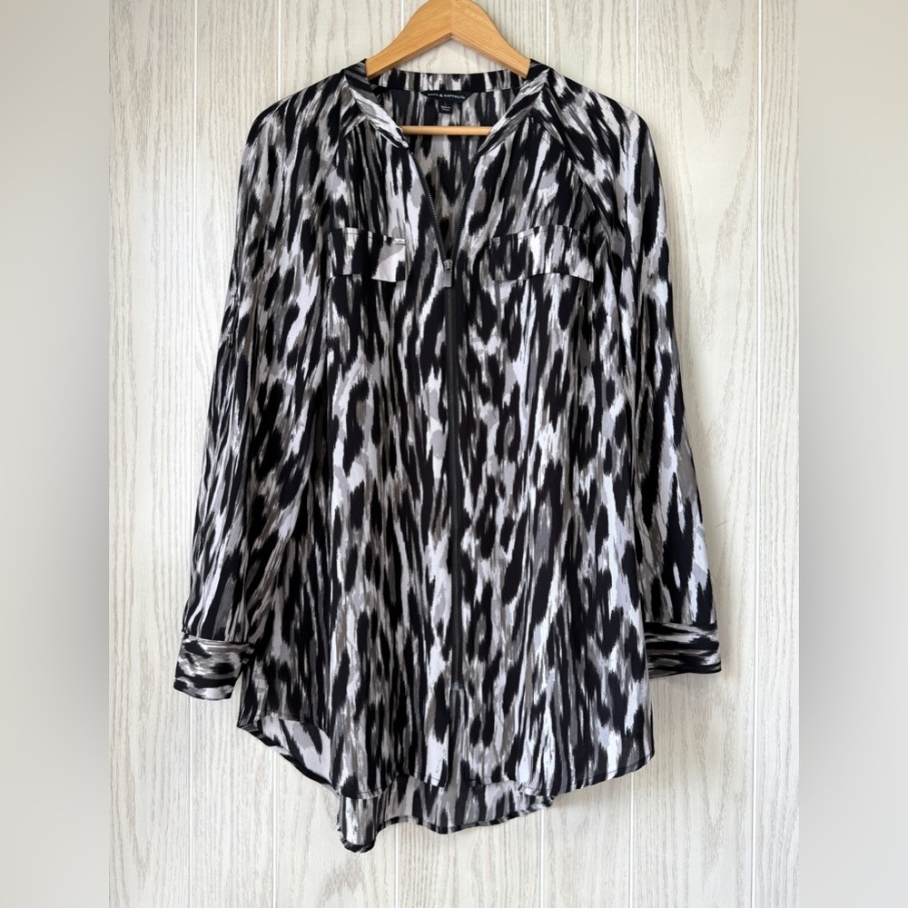 Rock & Republic Animal Print Full Zip Top Size L Black Gray Roll Tab Sleeve